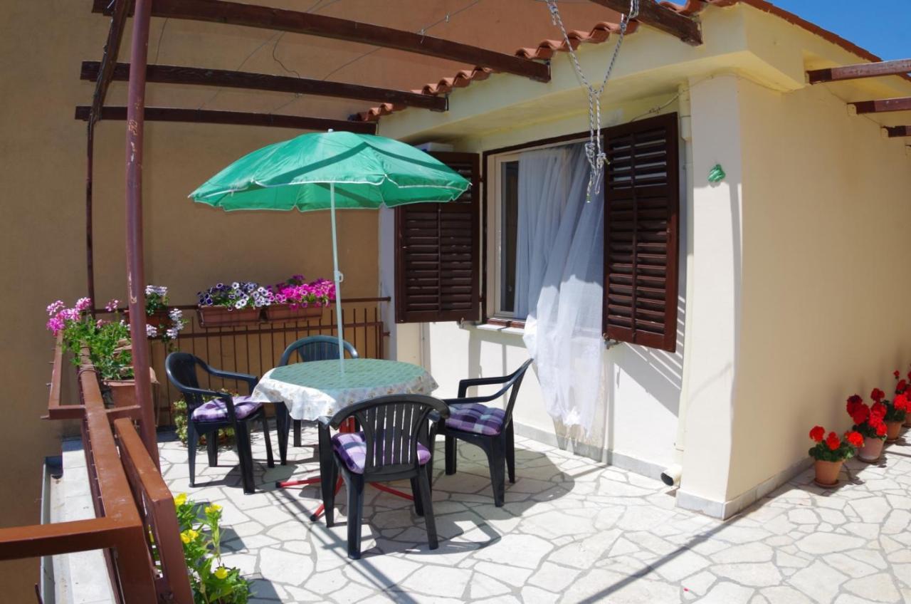 Holiday Apartments Ruzica, Pjescana Uvala Exteriör bild