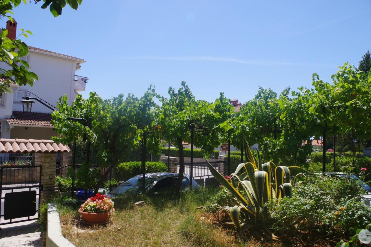 Holiday Apartments Ruzica, Pjescana Uvala Exteriör bild