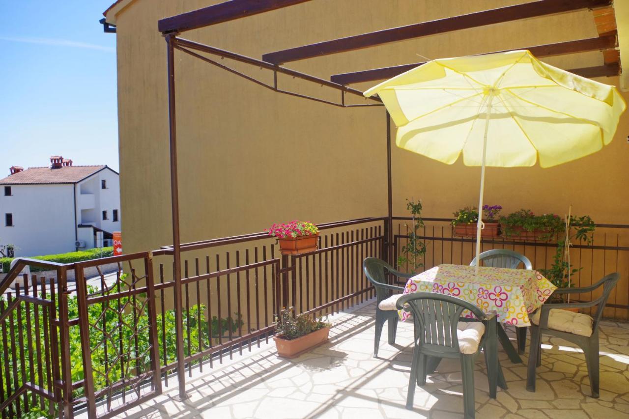 Holiday Apartments Ruzica, Pjescana Uvala Exteriör bild